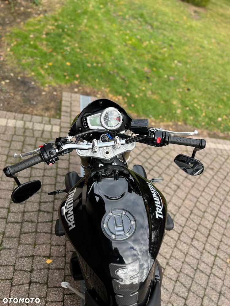 Triumph Street Triple - 15