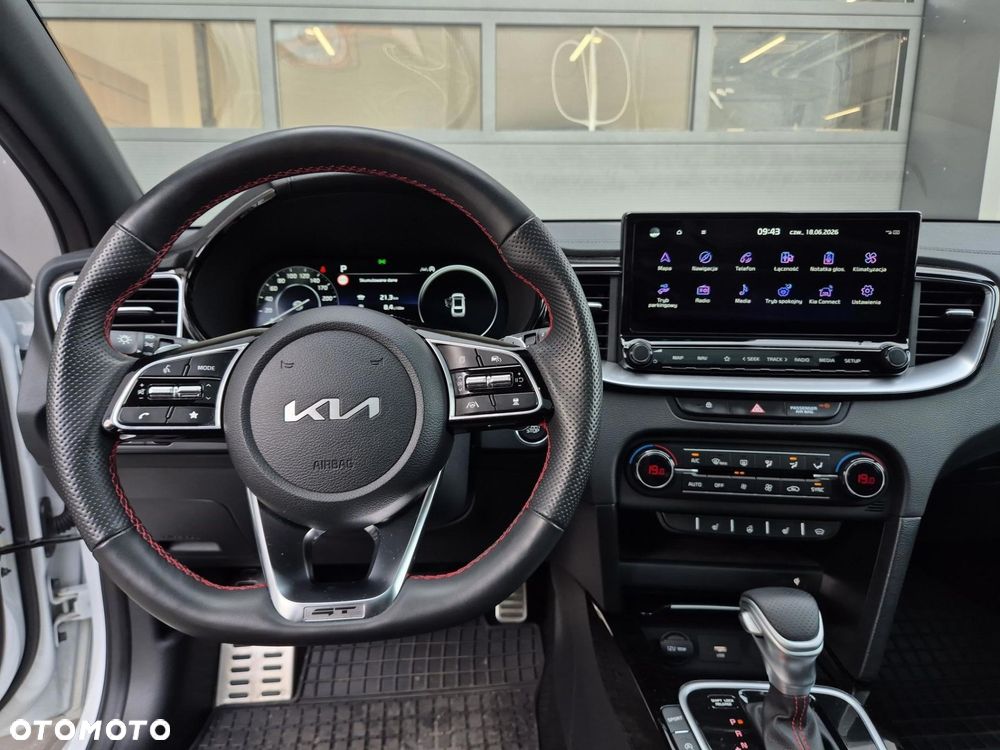 Kia ProCeed 1.6 T-GDI GT DCT - 14