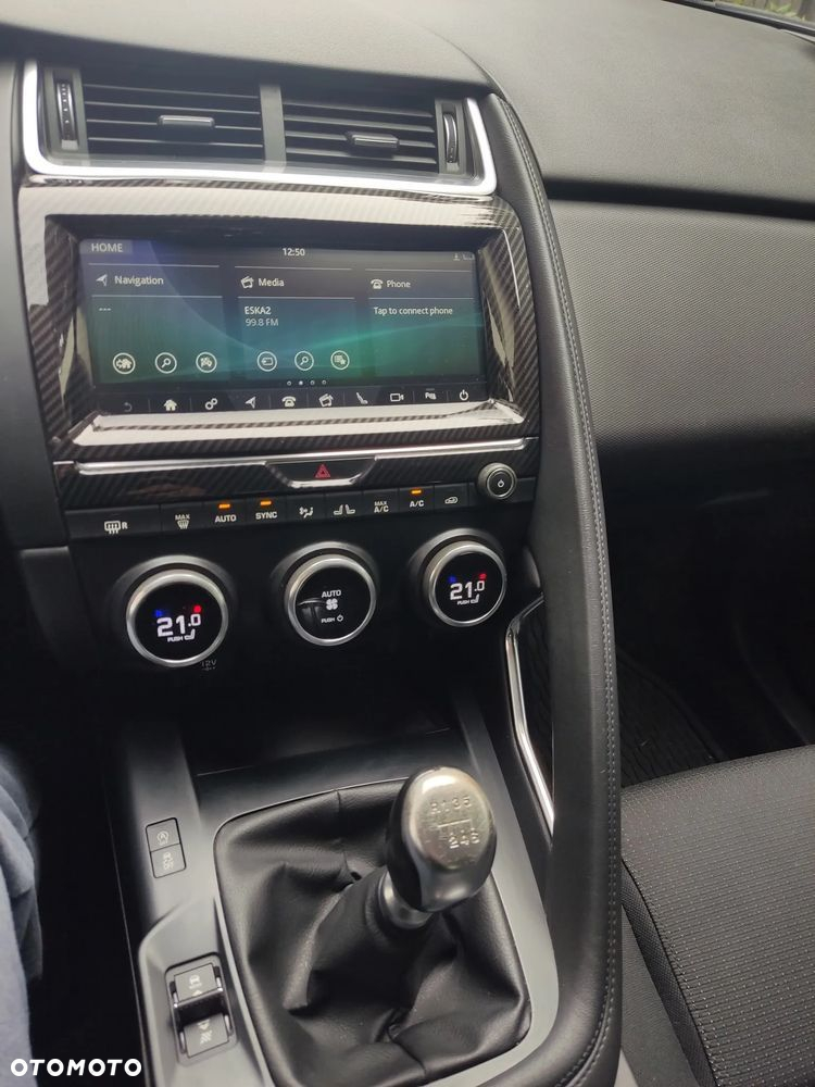 Jaguar E-Pace - 29