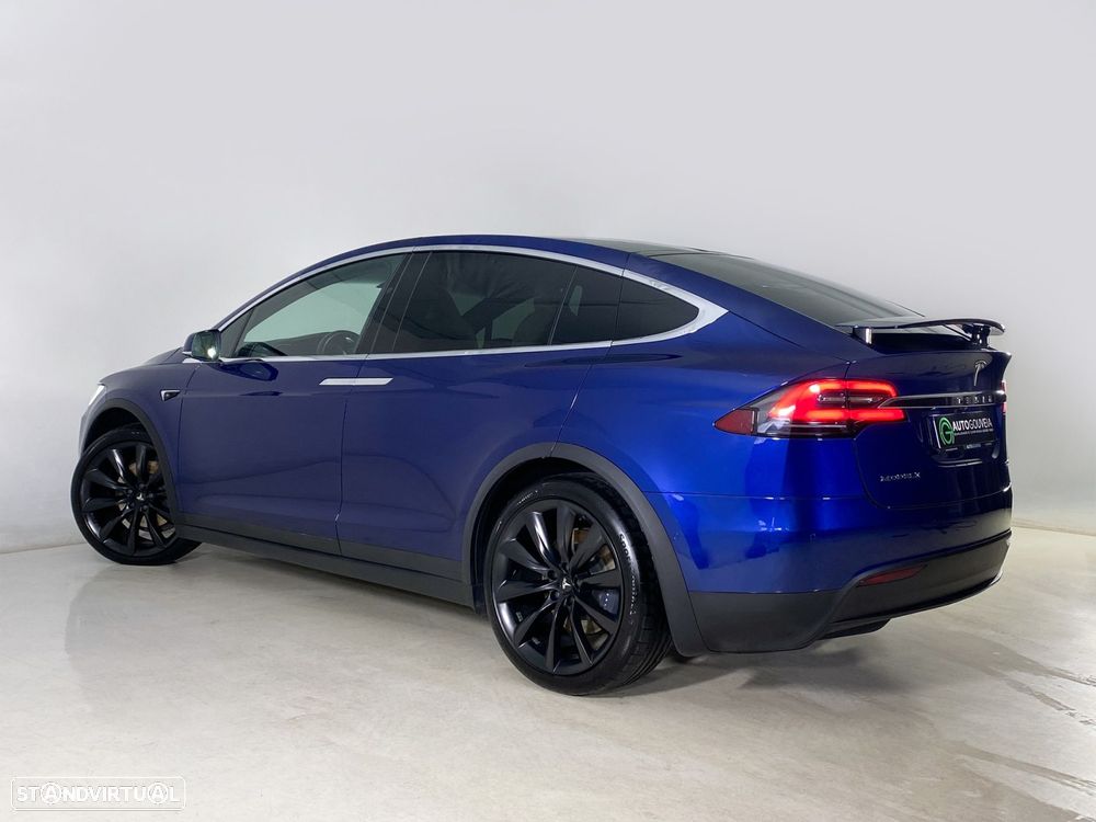 Tesla Model X 100D - 7