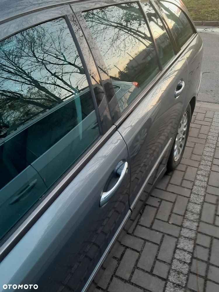 Mercedes-Benz Klasa E 220 CDI Automatik Avantgarde - 9