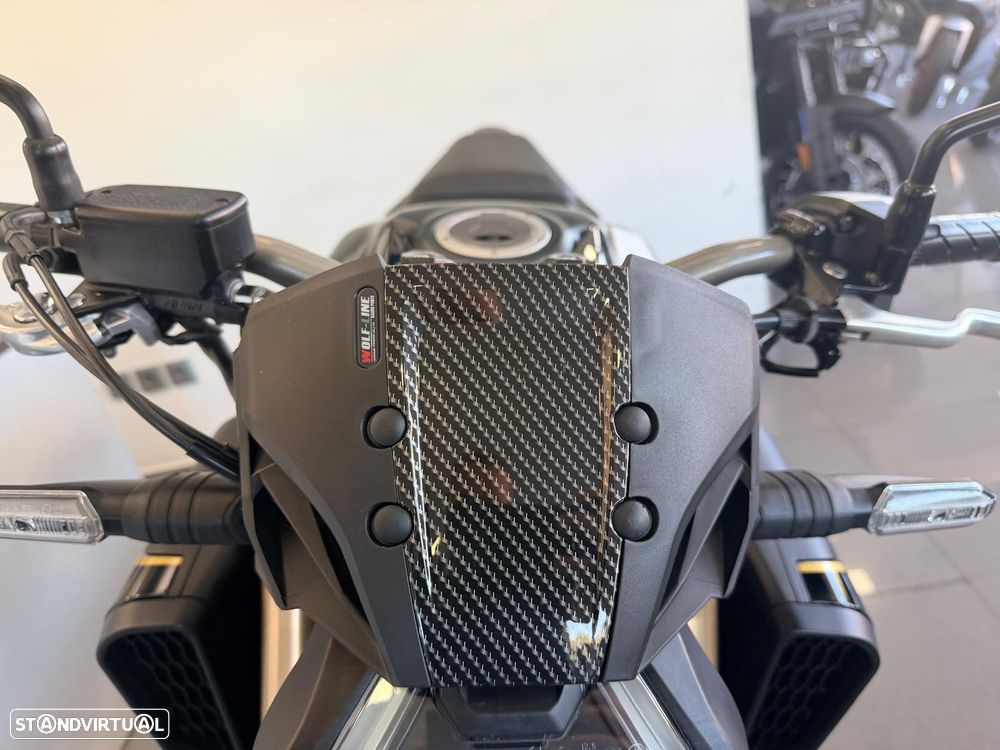 Honda CB 650RA - 8