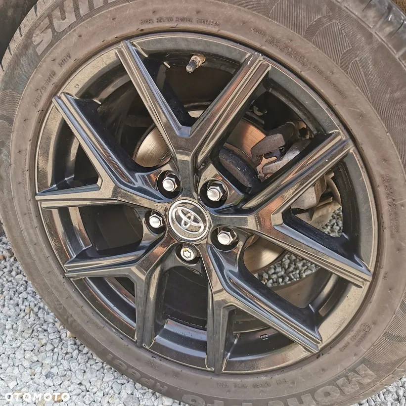 Toyota RAV4 - 16