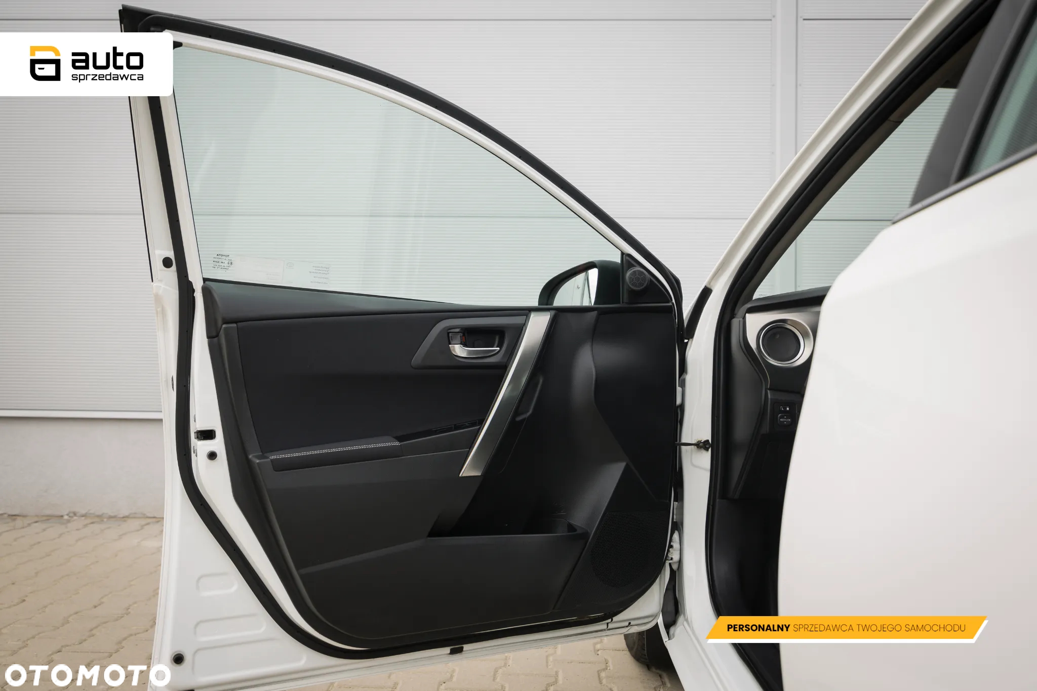 Toyota Auris 1.33 VVT-i Premium Comfort - 15