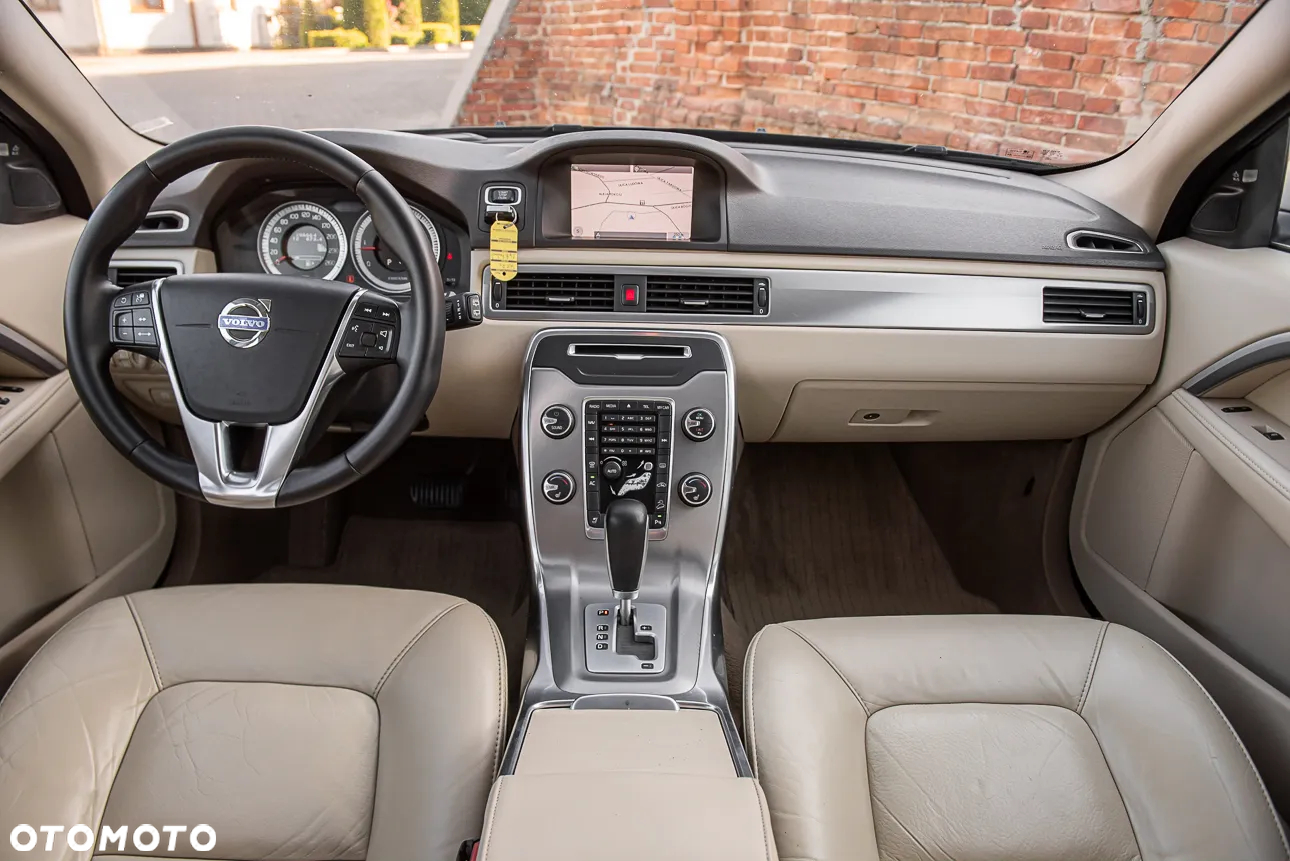 Volvo XC 70 D5 AWD Geartronic Summum - 28