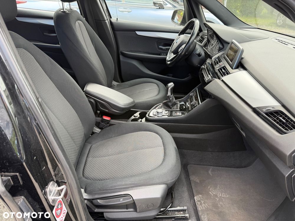 BMW Seria 2 218i Luxury Line - 29