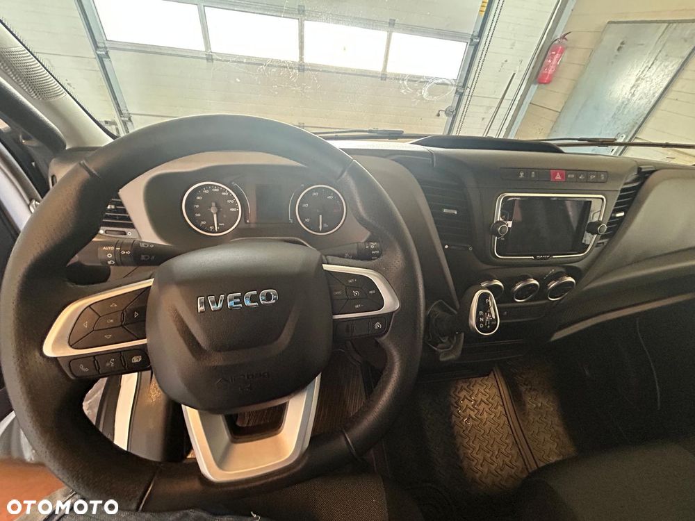 Iveco Daily 35S18 - 17