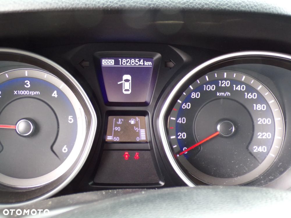 Hyundai i30 blue 1.6 CRDi Passion - 33