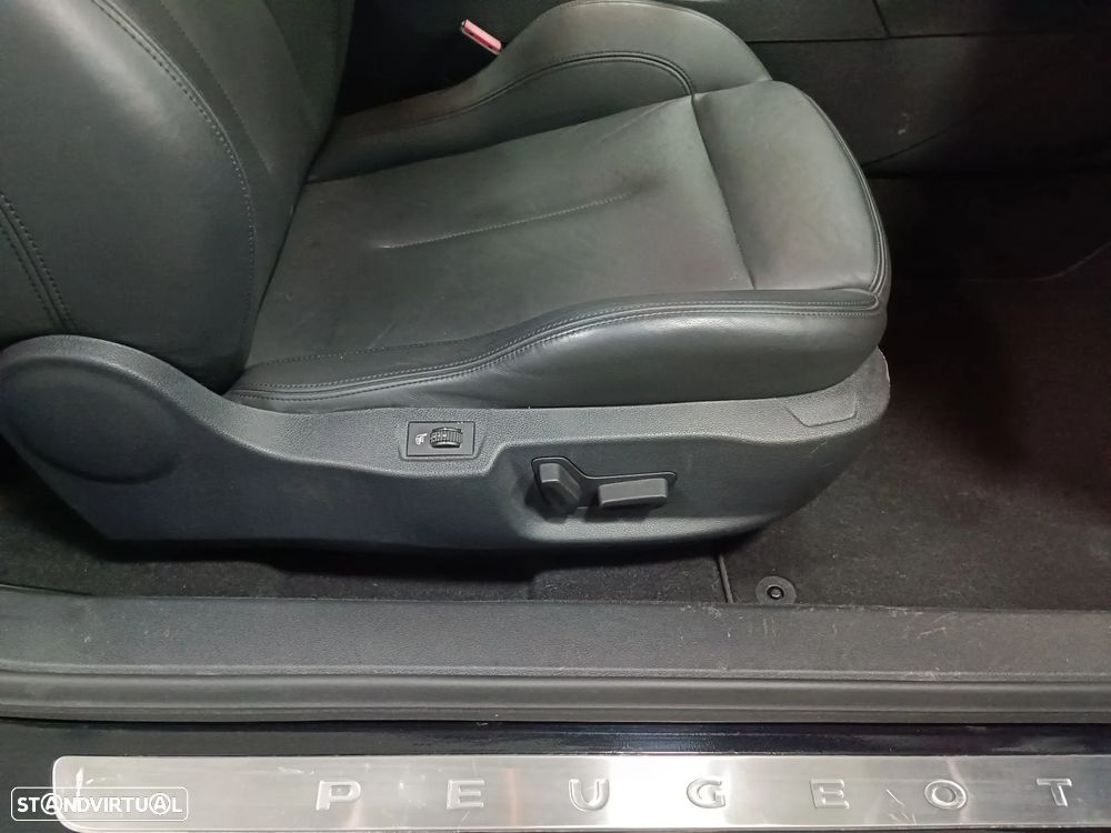 Peugeot RCZ 1.6 200 THP Onyx - 16