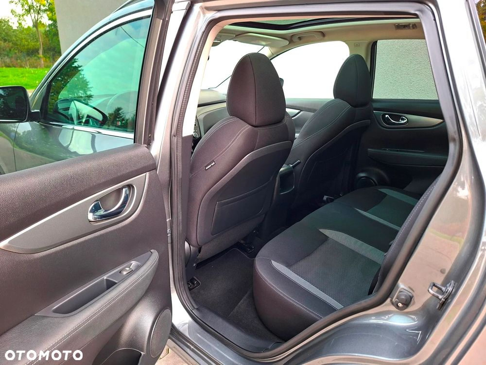 Nissan Qashqai 1.3 DIG-T N-Connecta - 22