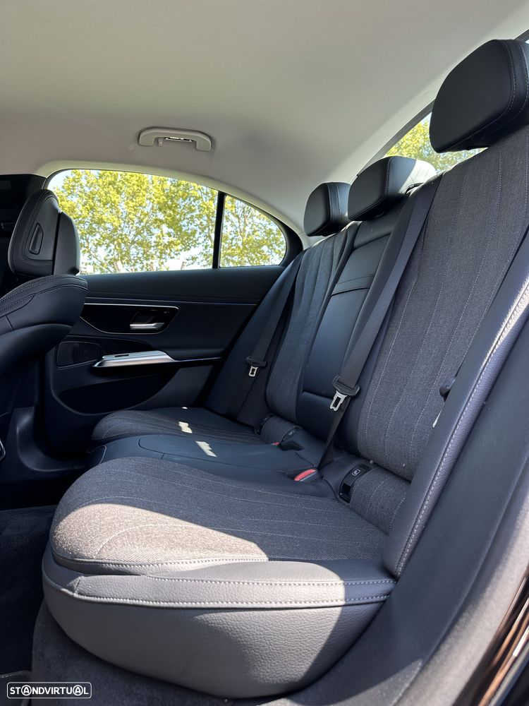 Mercedes-Benz E 300 e - 17