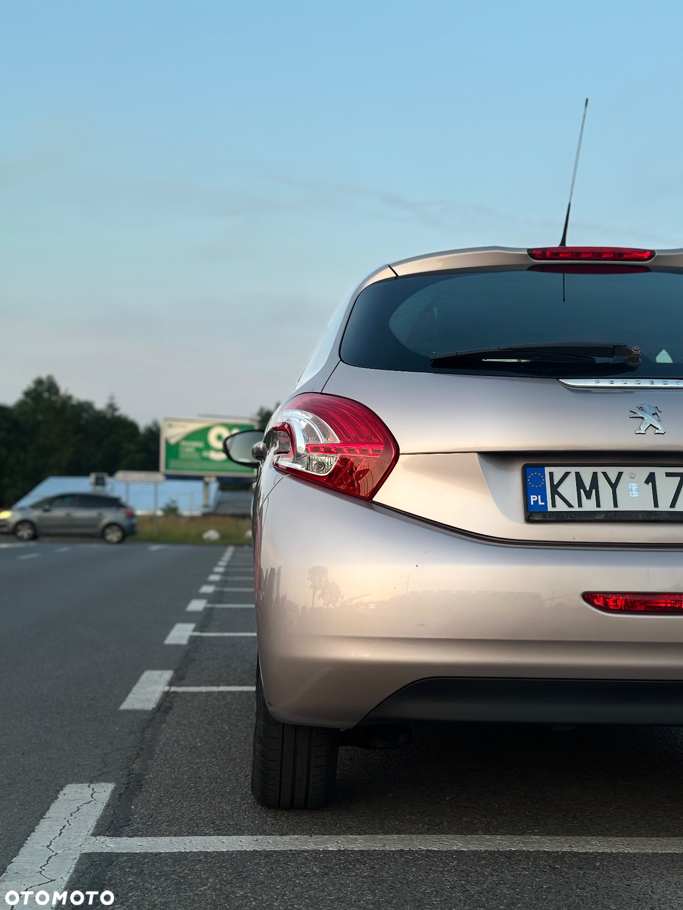Peugeot 208 1.2 PureTech Active - 18