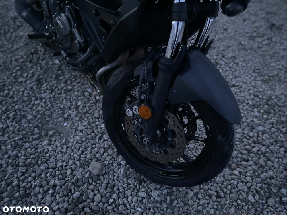 Yamaha MT - 12