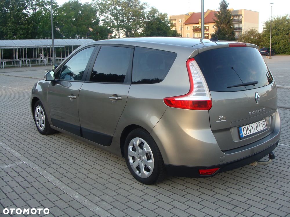 Renault Scenic 1.9 dCi Expression - 32