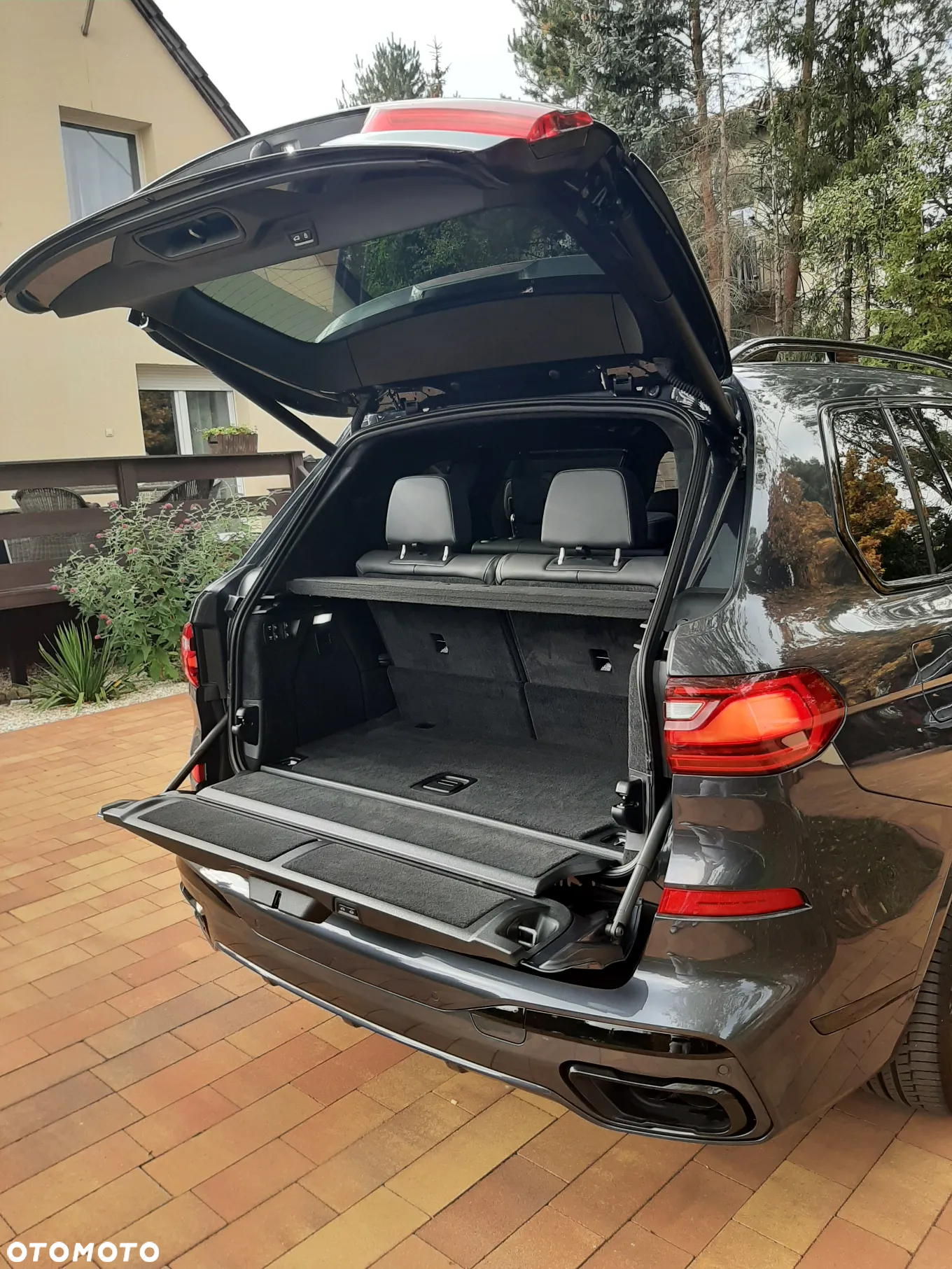 BMW X7 M50i sport - 9