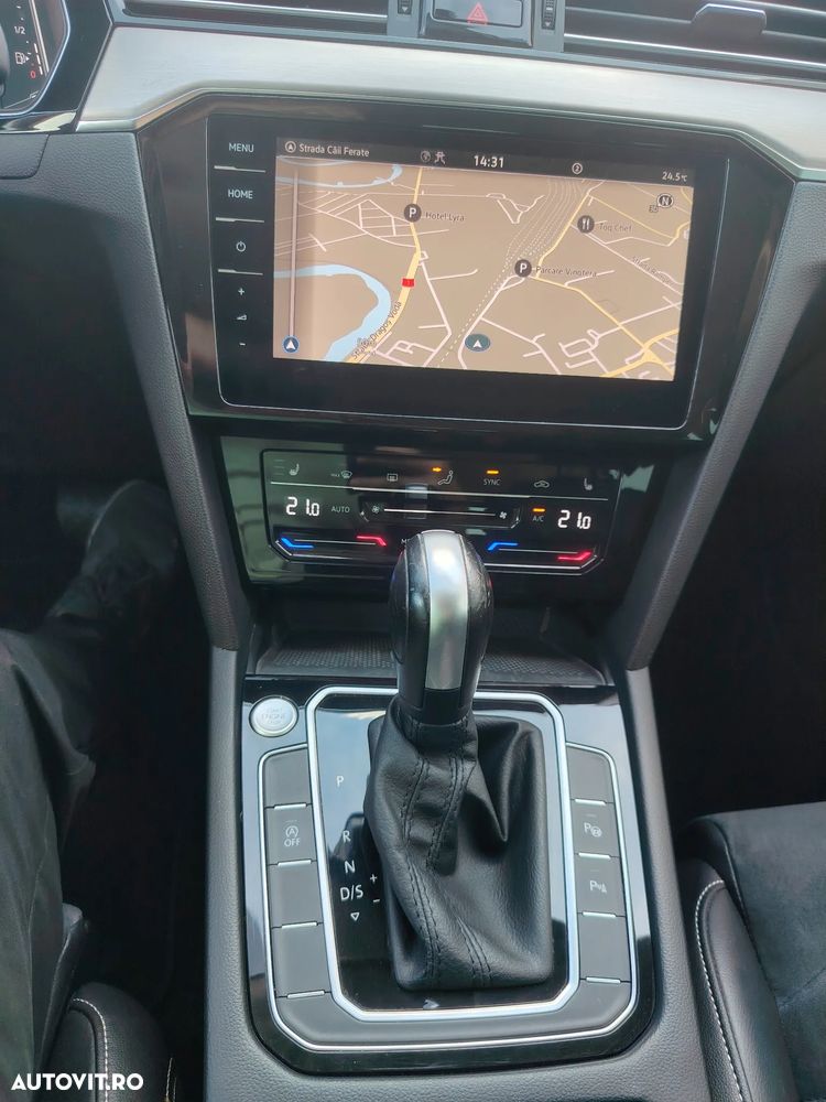 Volkswagen Passat 2.0 TDI DSG Highline - 24