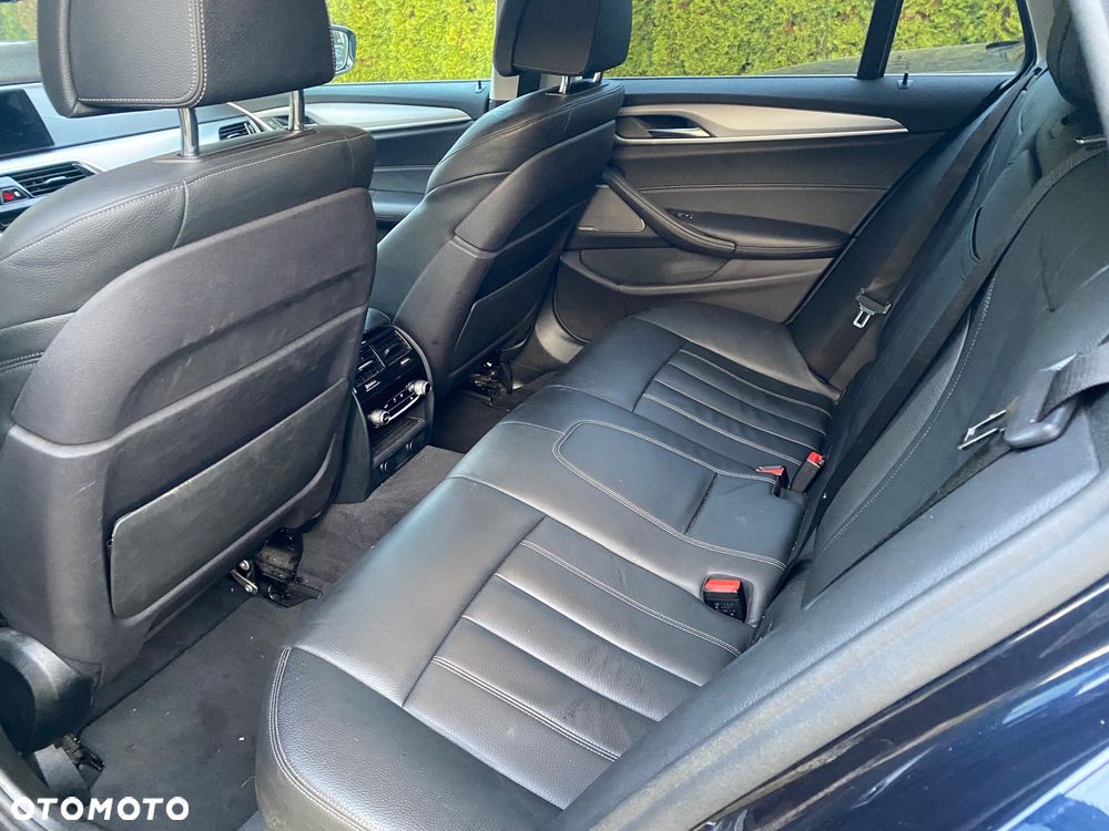 BMW Seria 5 525d - 20