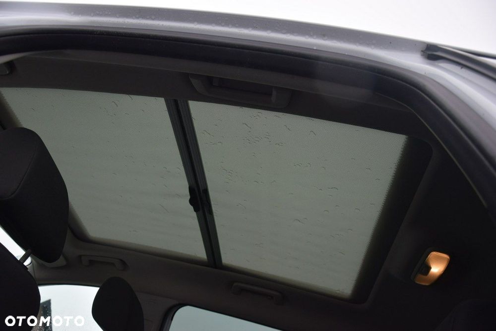 Ford Kuga 2.0 TDCi 4WD Titanium - 24