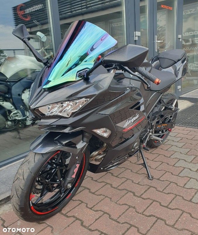Kawasaki Ninja 400 - 25