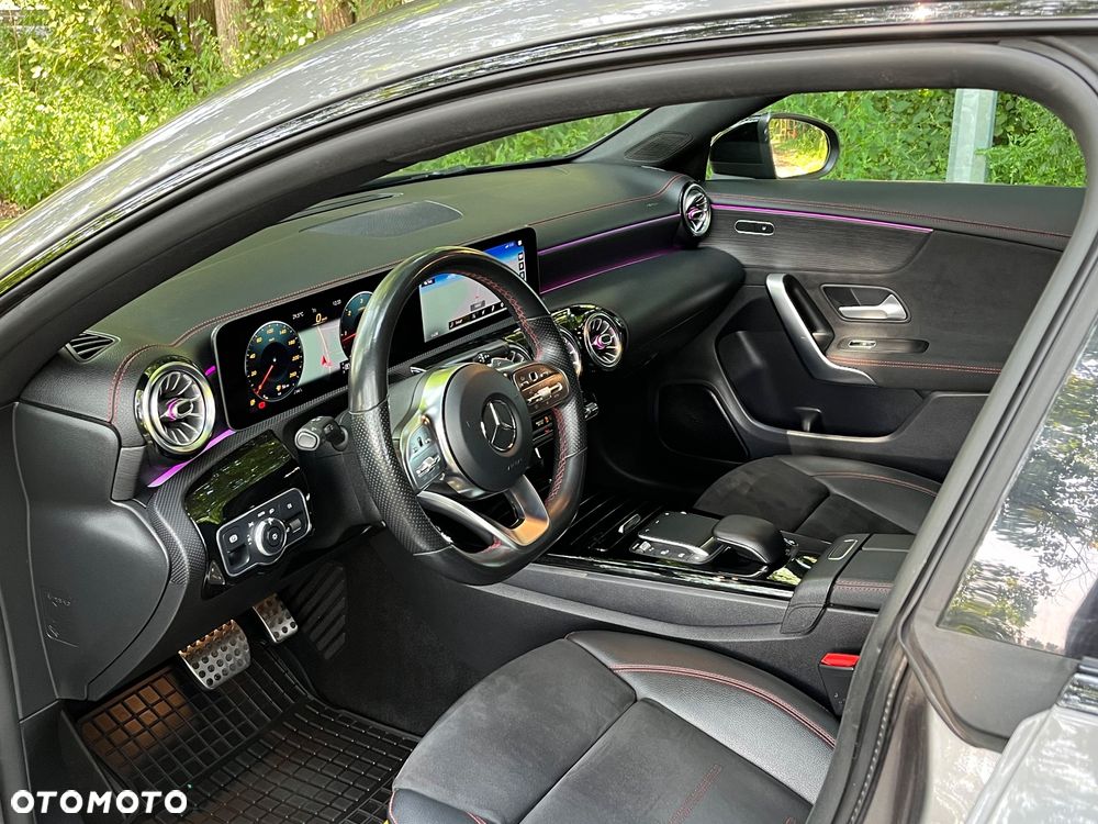 Mercedes-Benz CLA 200 d AMG Line 8G-DCT - 8