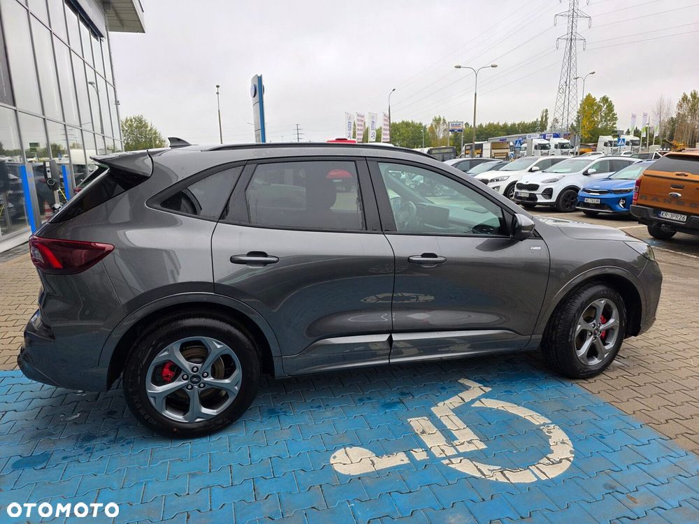 Ford Kuga - 8