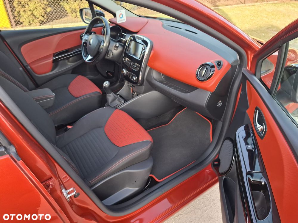 Renault Clio - 14