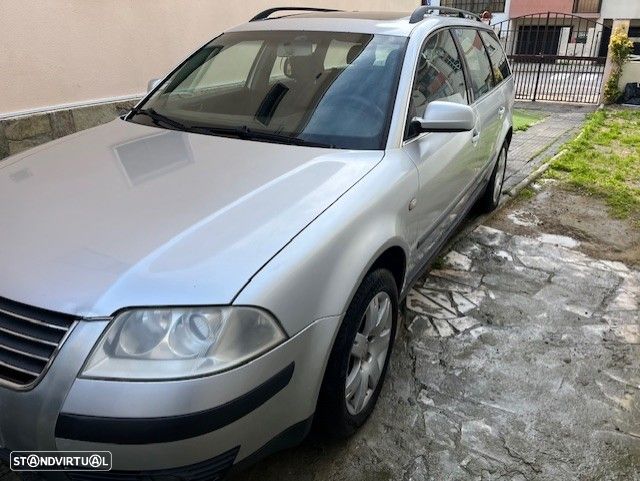 VW Passat Variant 1.9 TDi Highline - 5