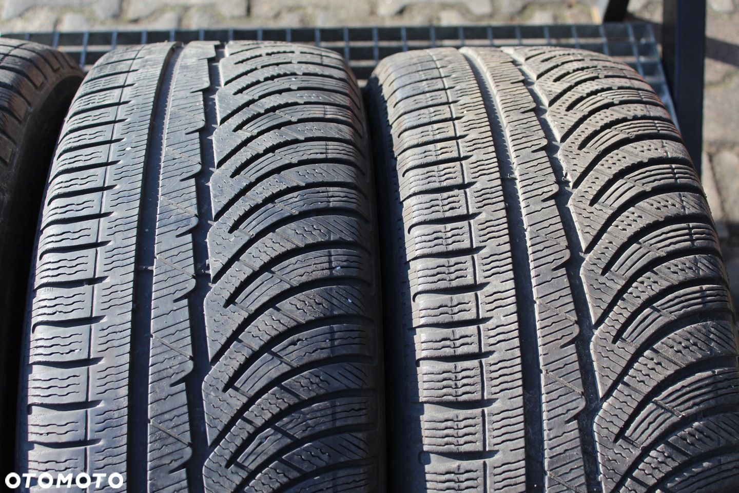 4x 235/55R17 MICHELIN PILOT ALPIN PA4 103V XL 18r 5,5mm - 3