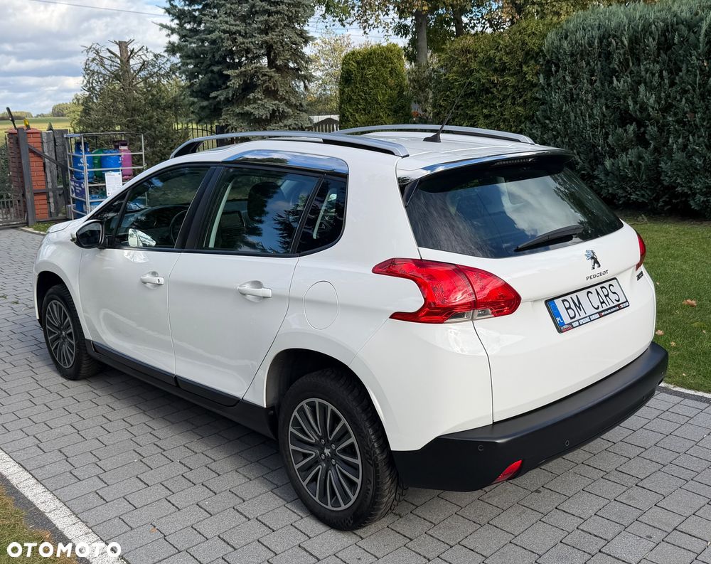 Peugeot 2008 - 14