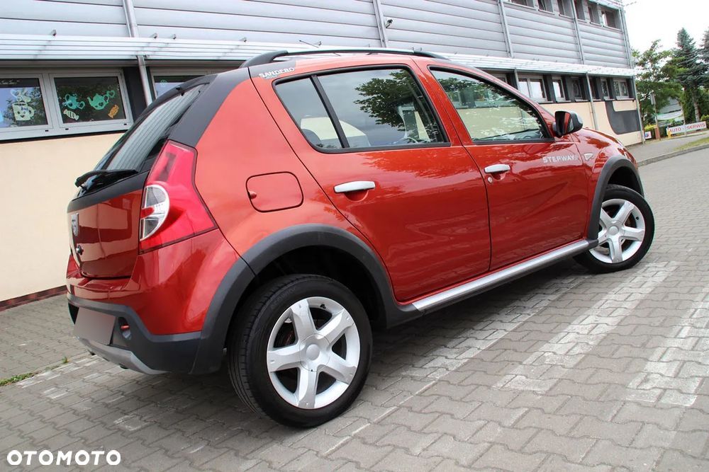 Dacia Sandero Stepway 1.6 - 10