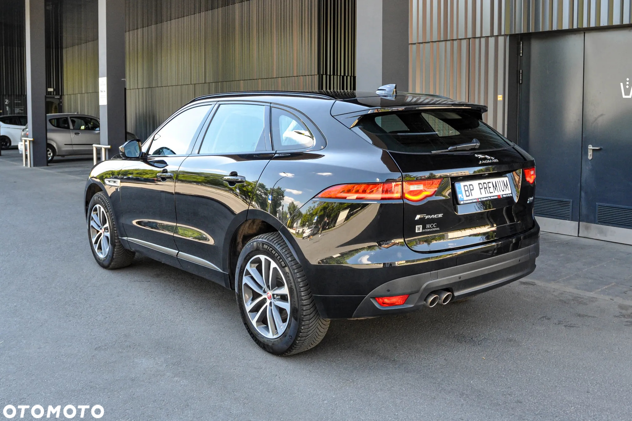 Jaguar F-Pace 2.0 i4D AWD R-Sport - 3