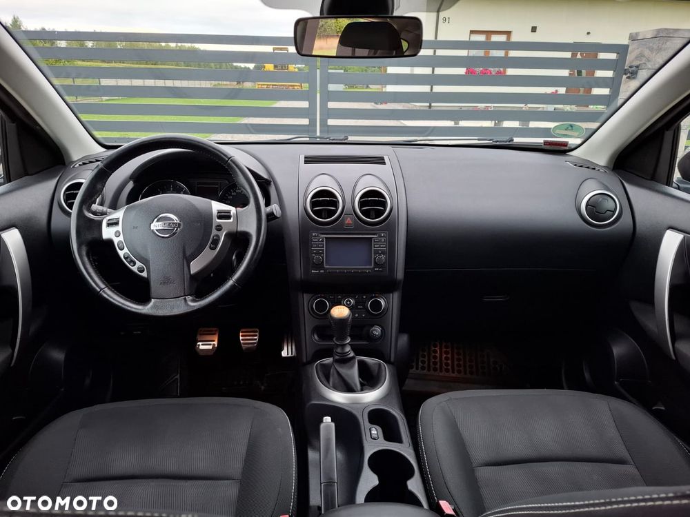 Nissan Qashqai - 10
