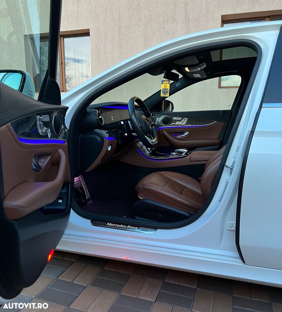 Mercedes-Benz E 220 d Aut. - 12