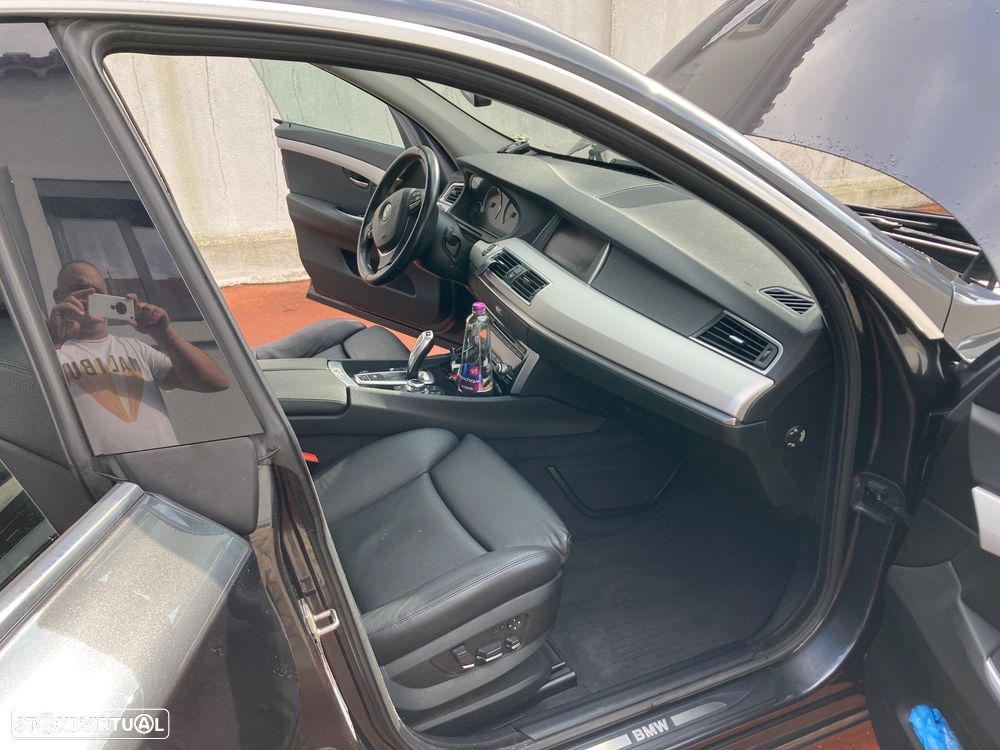 BMW 530 Gran Turismo d - 3