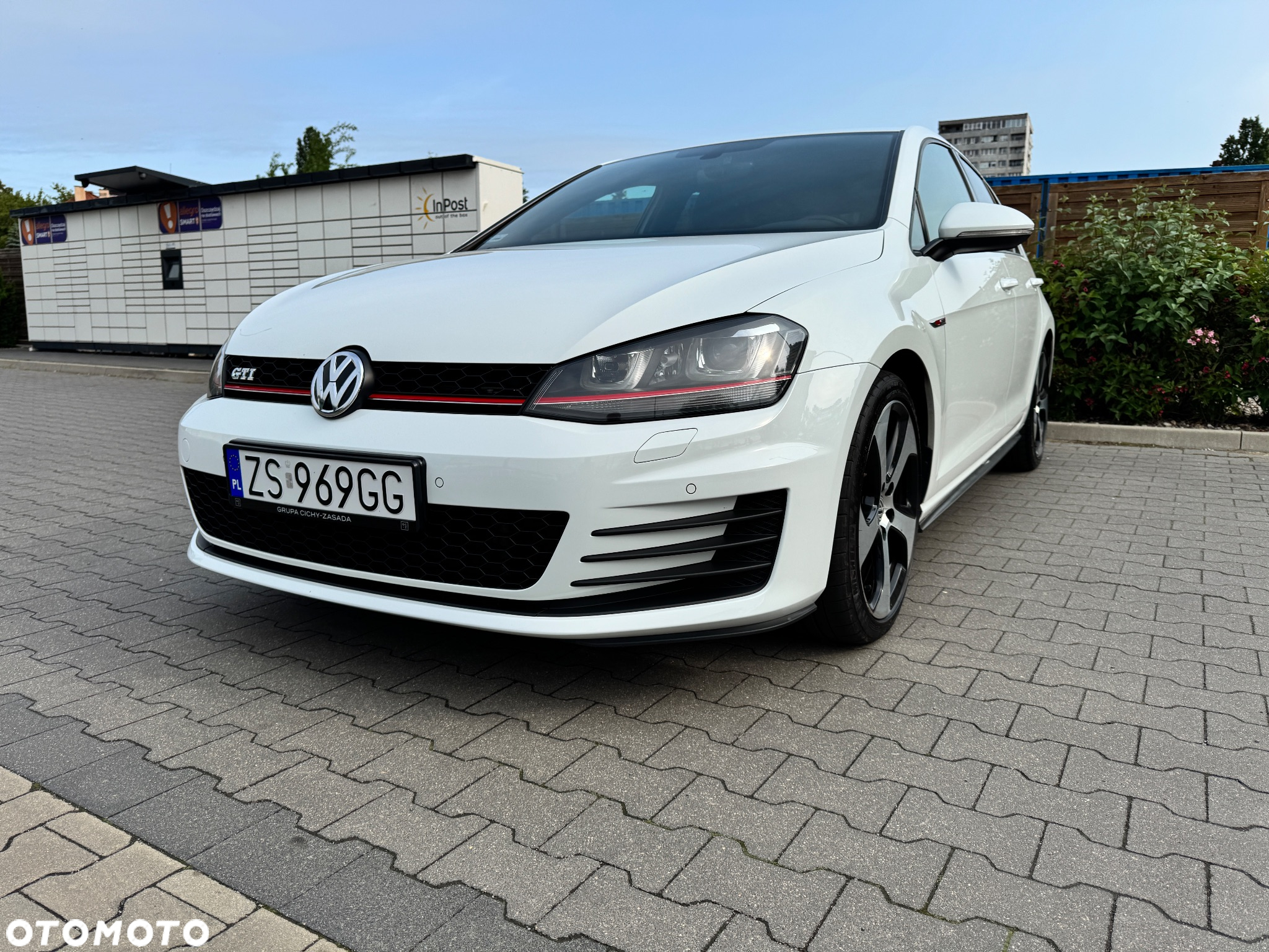 Volkswagen Golf VII 2.0 TSI BMT GTI - 2