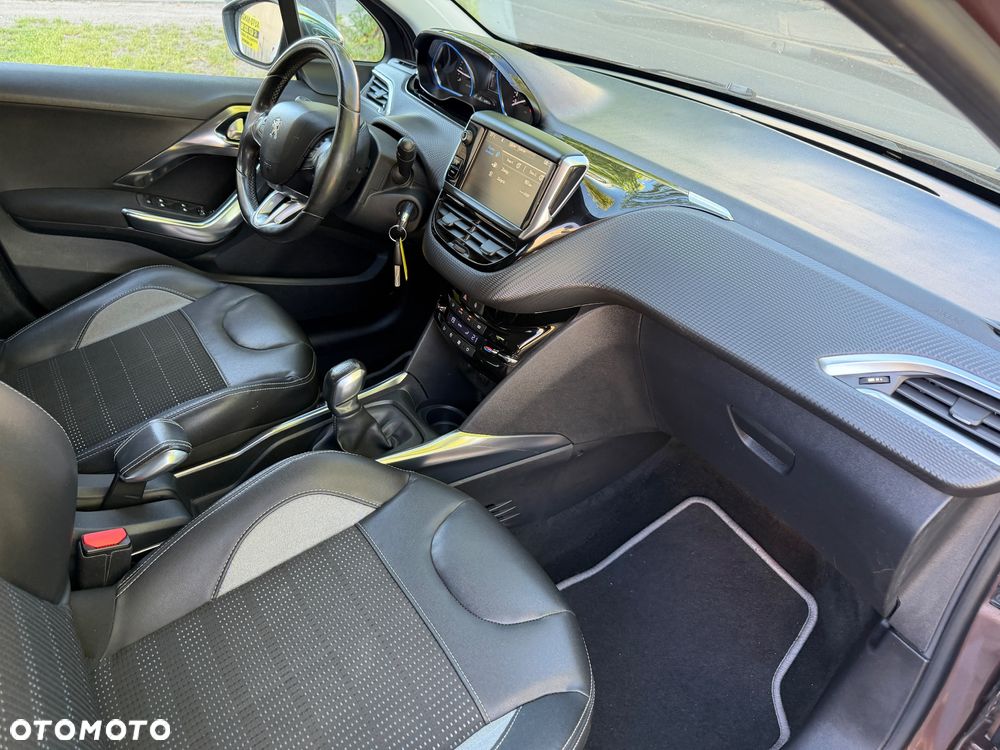 Peugeot 2008 120 VTI Allure - 15