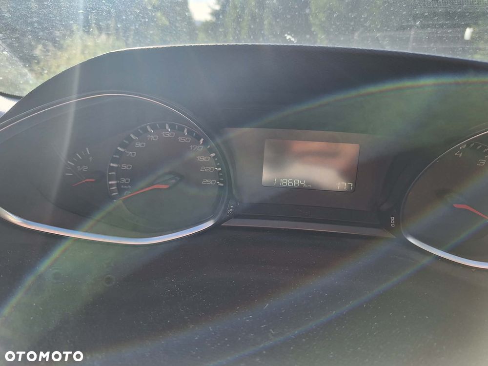Peugeot 308 1.6 THP Active - 15