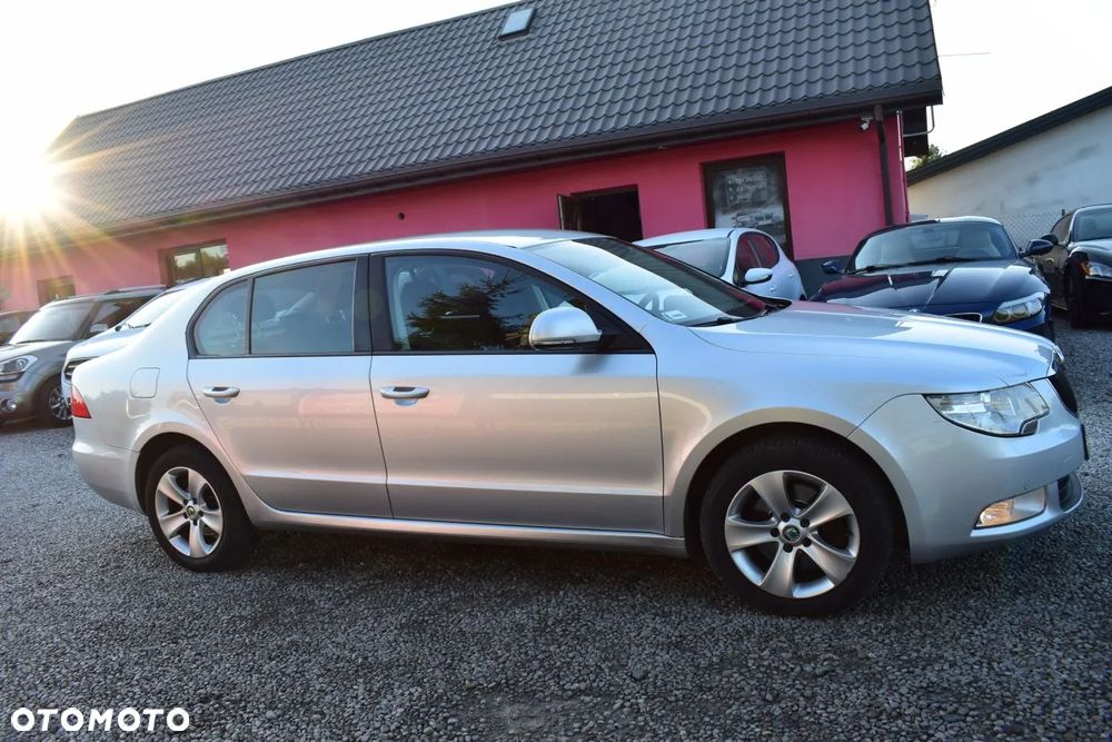 Skoda Superb 1.8 TSI Comfort - 4