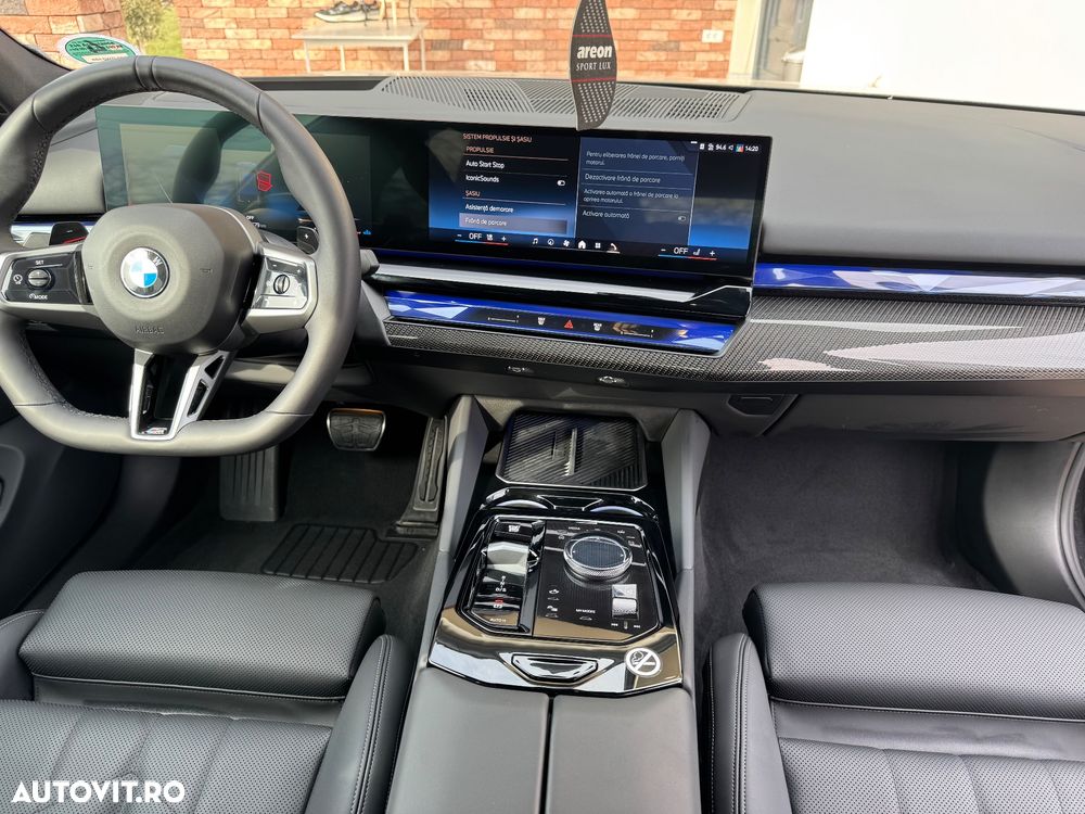 BMW Seria 5 520i Aut. - 9