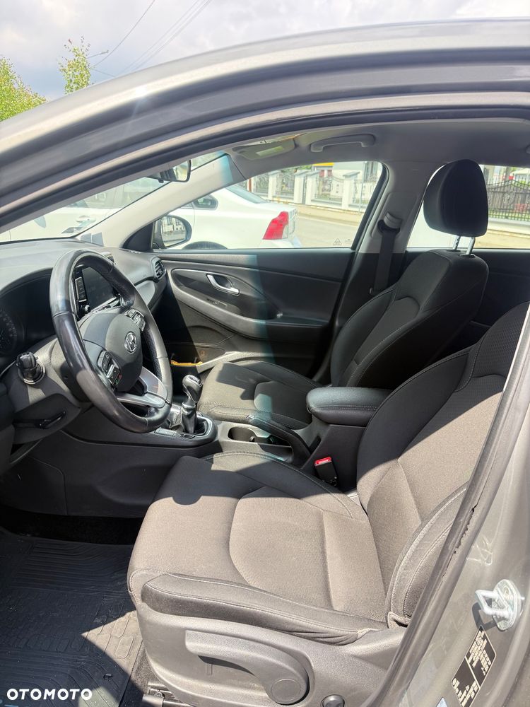 Hyundai i30 1.4 Comfort - 9