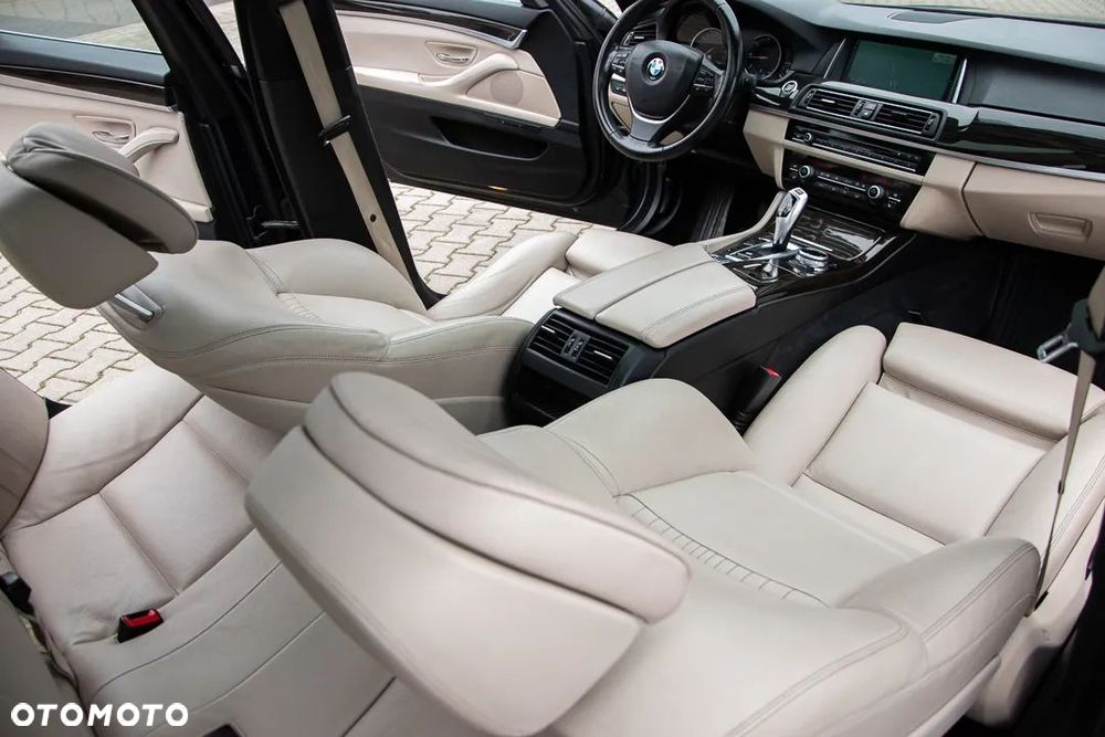 BMW Seria 5 520d Luxury Line - 19