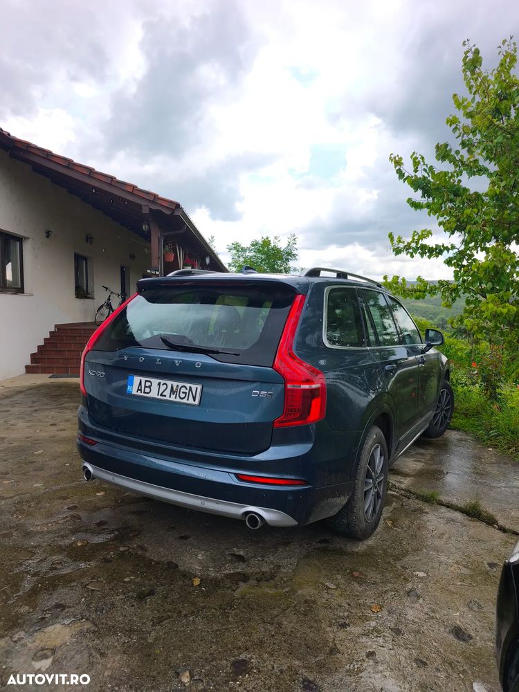 Volvo XC 90 - 8