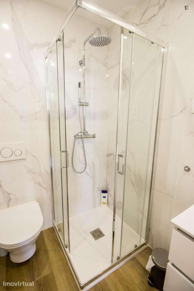 Apartamento com 1 quartos - localizado em Bonfim Porto - Grande imagem: 2/25