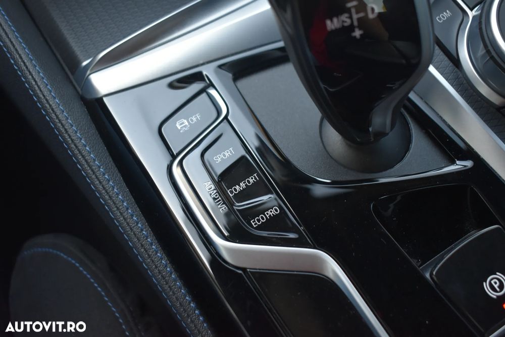 BMW Seria 5 530d xDrive AT MHEV - 22