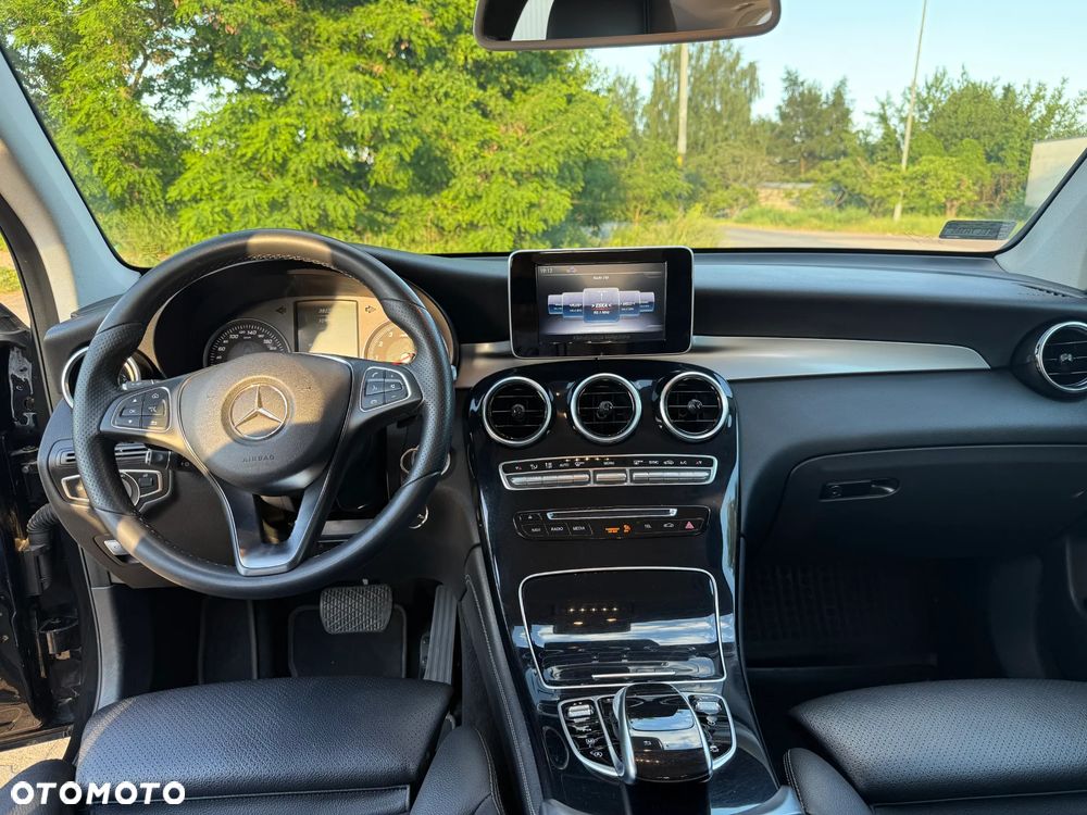 Mercedes-Benz GLC - 9