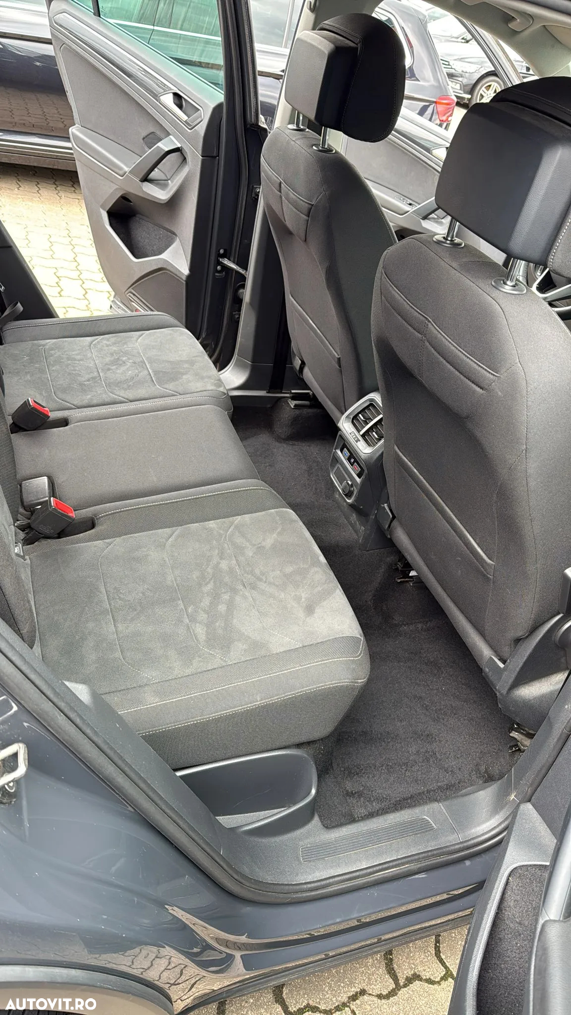 Volkswagen Tiguan 2.0 TDI SCR DSG 4Motion Elegance - 8