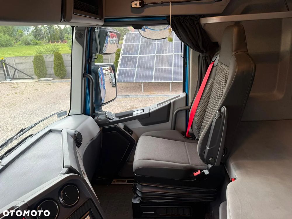 Renault T480 HIGH CAB // KLIMA POSTOJOWA // LED // METALIK - 32
