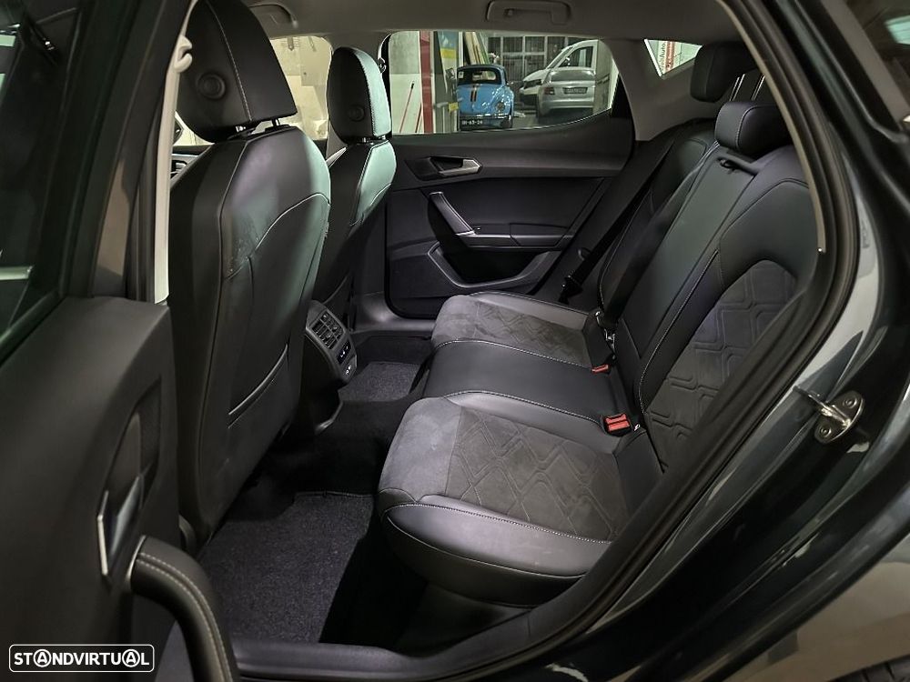 SEAT Leon 1.4 e-Hybrid Xcellence DSG - 11