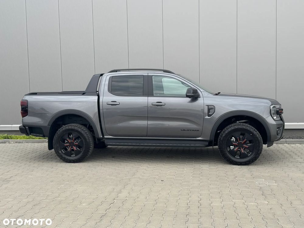 Ford Ranger 2.3 EcoBoost PHEV e-4WD DC Wildtrak - 17