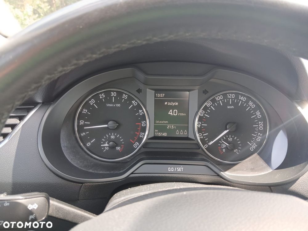 Skoda Octavia 1.6 TDI Solution - 16